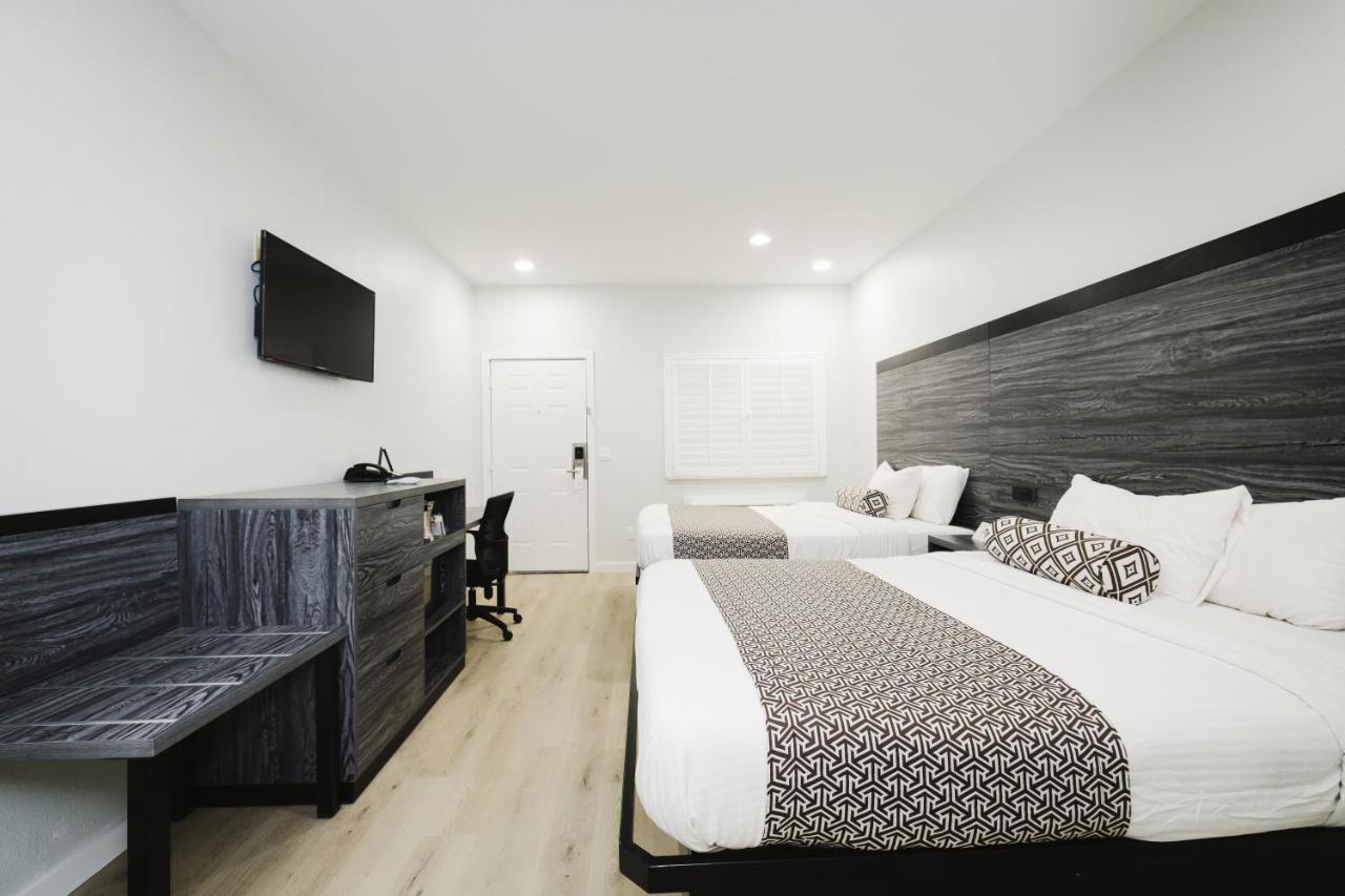 דיר פארק Sapphire Inn & Suites מראה חיצוני תמונה